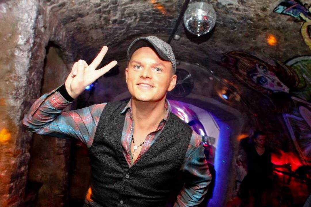 Koncerte kiaušiniais apmėtytas R.Kirilkinas buvo išvežtas į ligoninę  