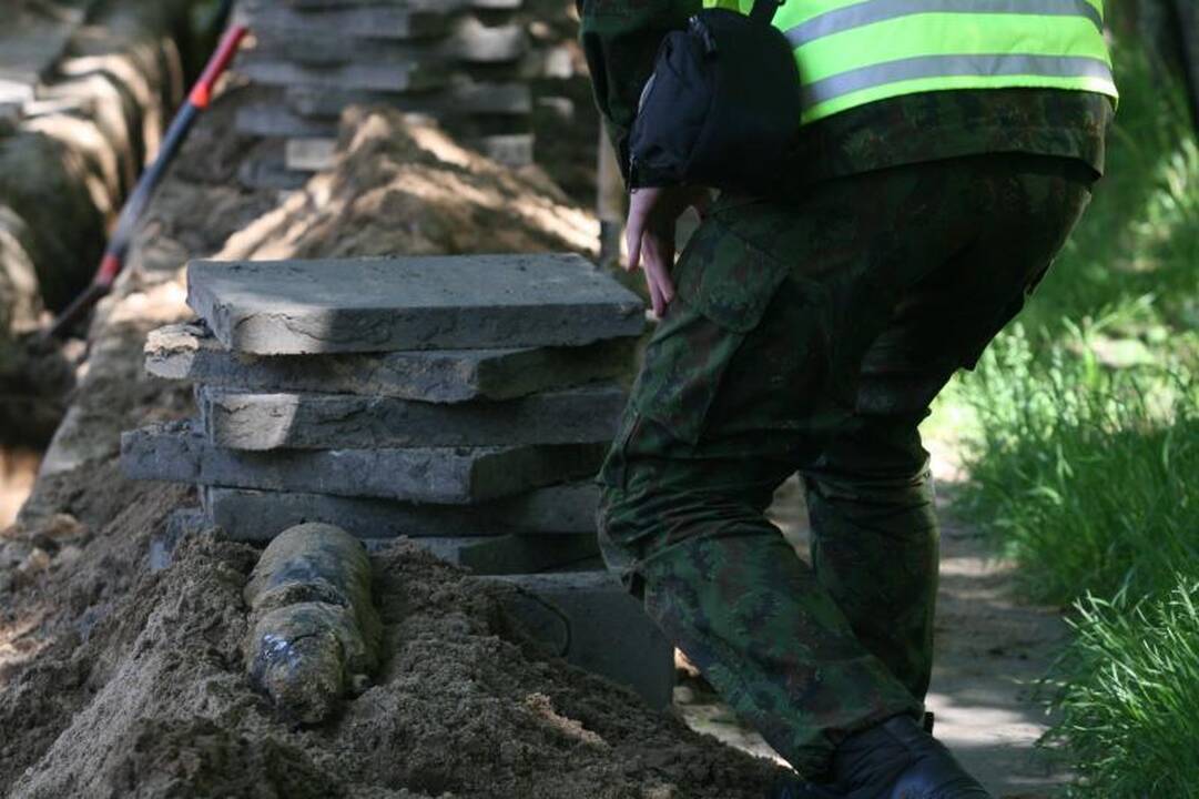 Kauno rajone, ardydamas sprogmenis, nukentėjo vyras