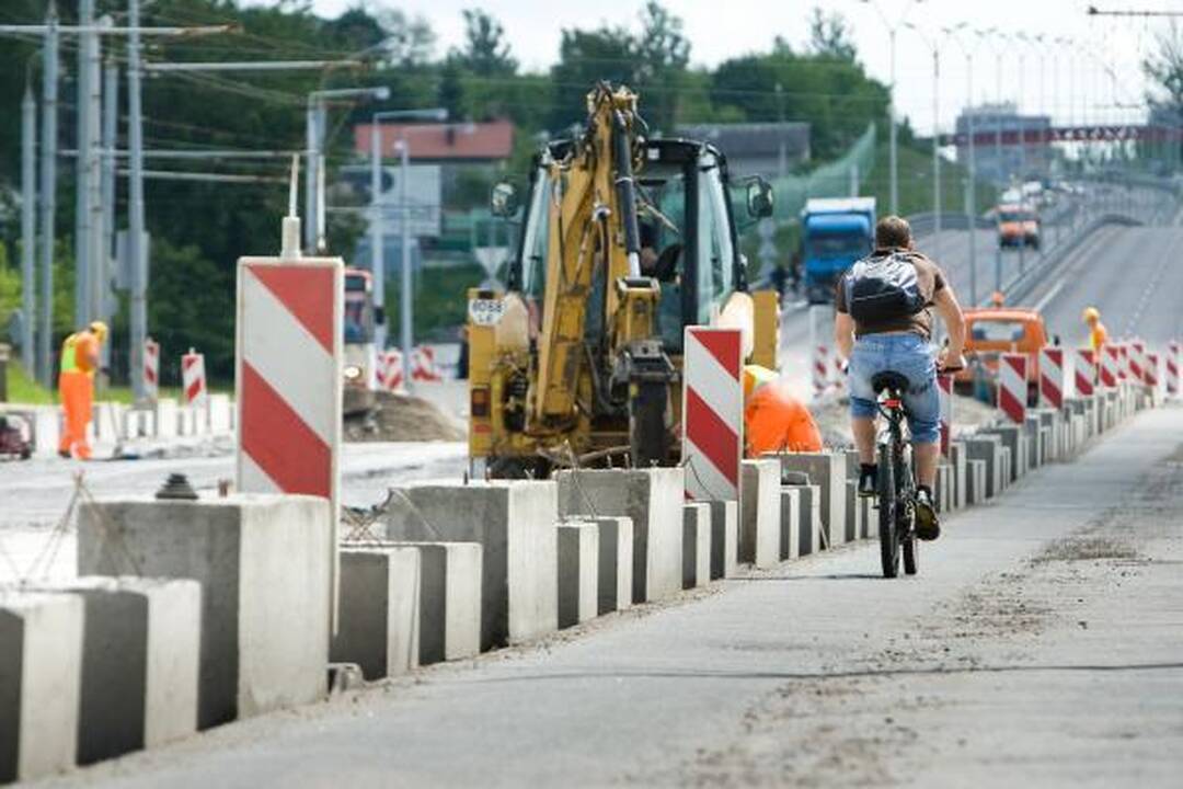 Vilniuje pradedamos lopyti duobės