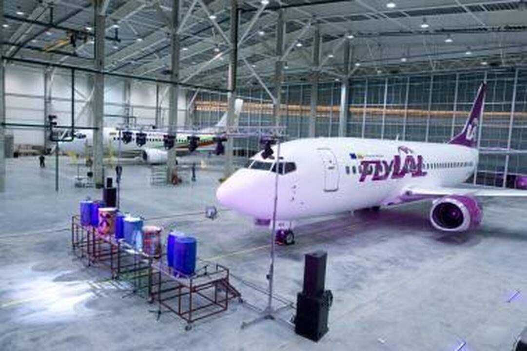 „flyLAL“ planuoja atnaujinti skrydžius