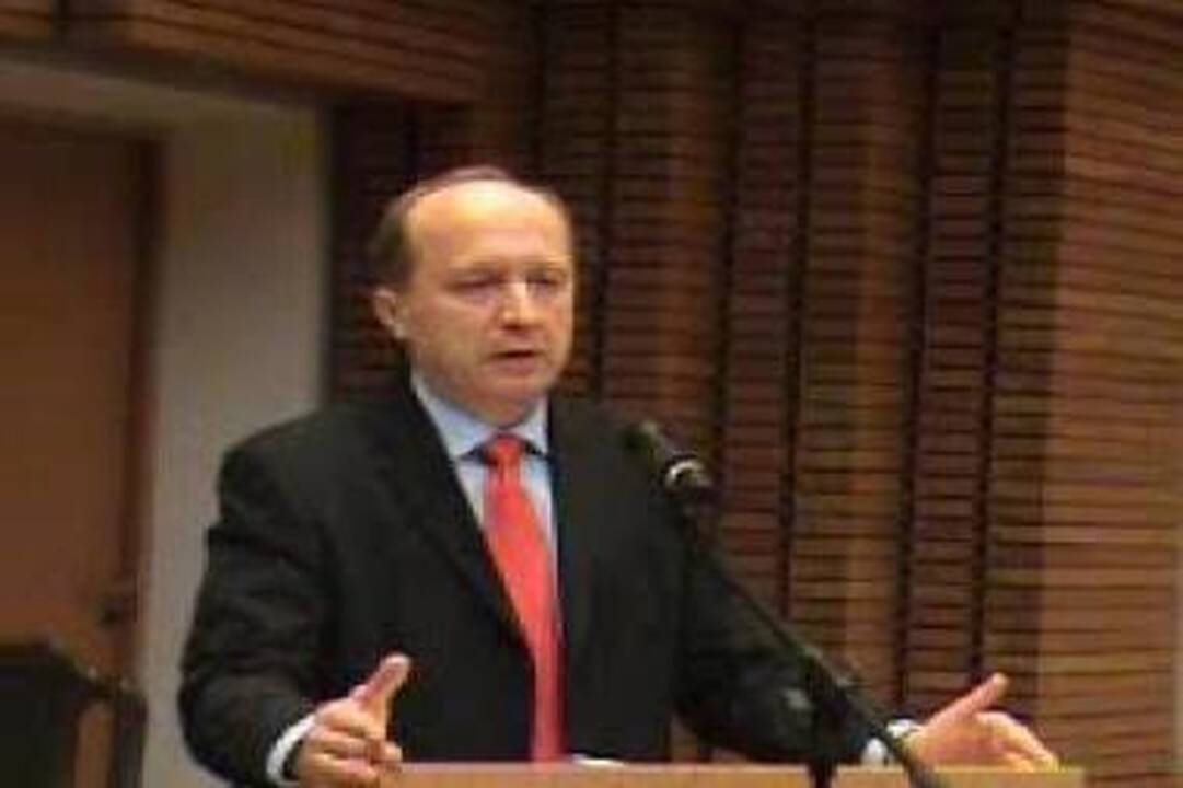 Su intelektualais aptarti Lietuvos politikos skauduliai