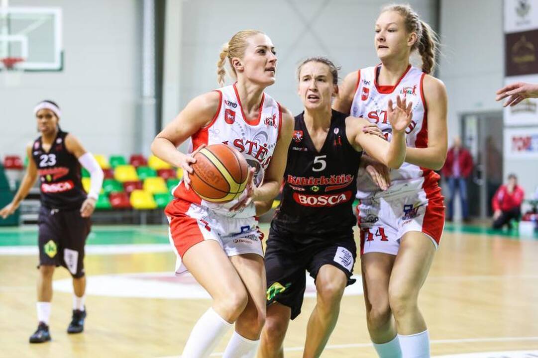Vilniaus klubas lengvai žengė į Lietuvos moterų krepšinio lygos finalą