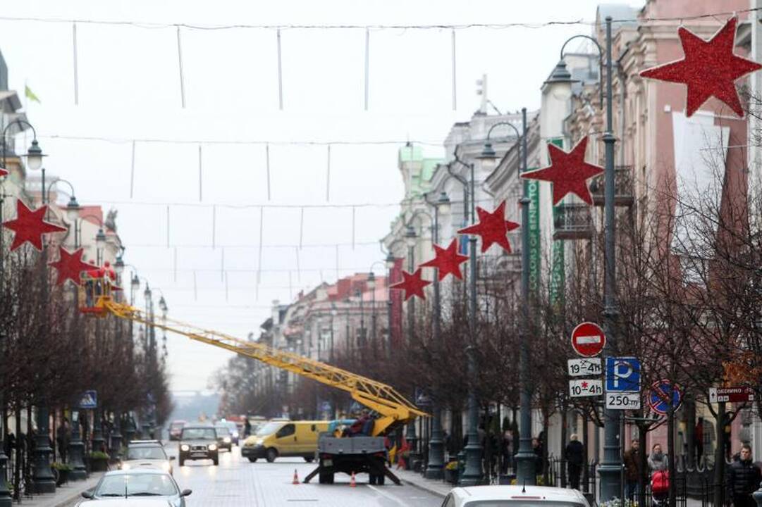 Išsišokimas: ant Airijos ambasados durų - svastika