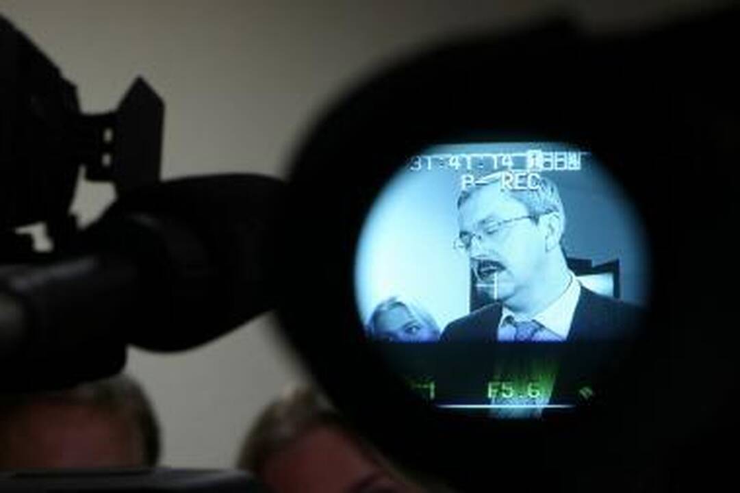 Skydinės istorija: A.Siaurusevičius nori taikytis, fotografas nesutinka 