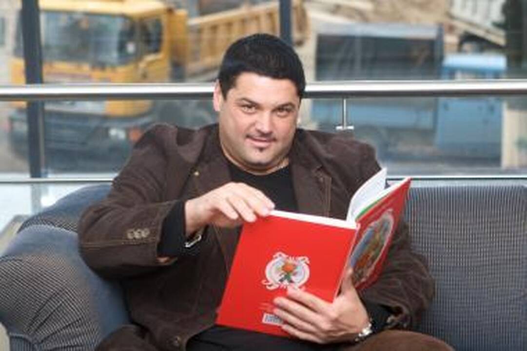 V.Cololo: „Mano žmona - hiperseksuali, o aš - hiperkvailas!“