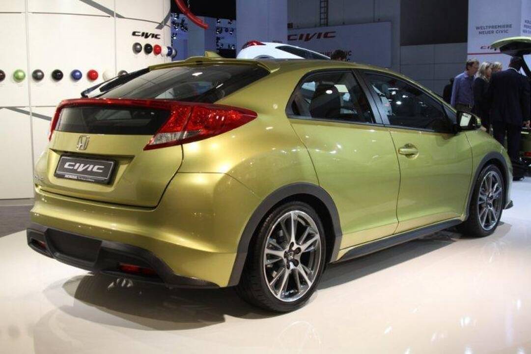 „Honda Civic“ modelio sugrįžimas iš ateities