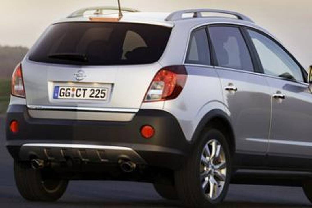 "Opel" parodė atnaujintą "Antarą"