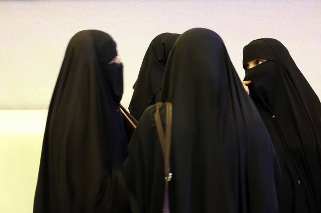90-metis teisis dėl jam vestuvinę naktį nepaklususios 15-metės