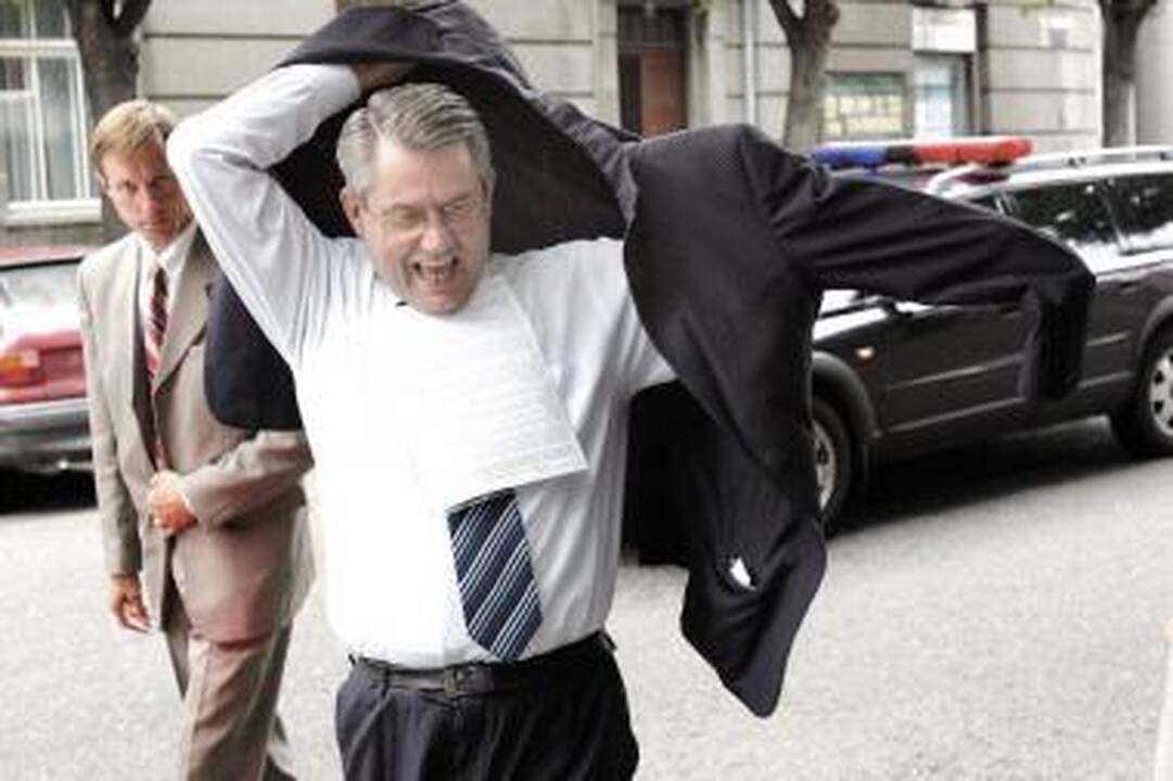 Kauno valdininkų ir V.Muntiano byla - jau teisme