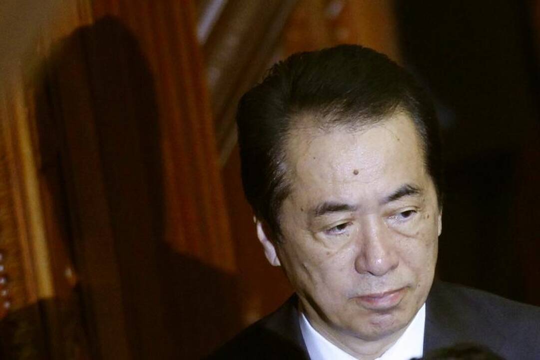 Japonijos premjeras N.Kanas ir jo kabinetas atsistatydina