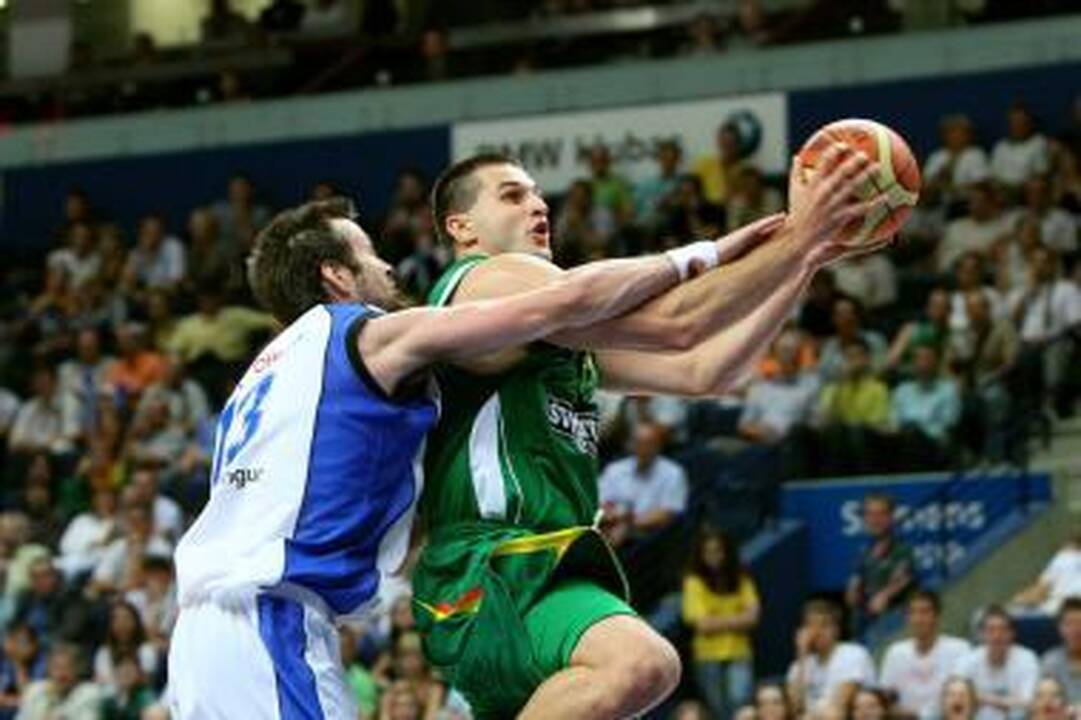 L.Kleiza sėkmingai pasirodė NBA ikisezoninėse rungtynėse