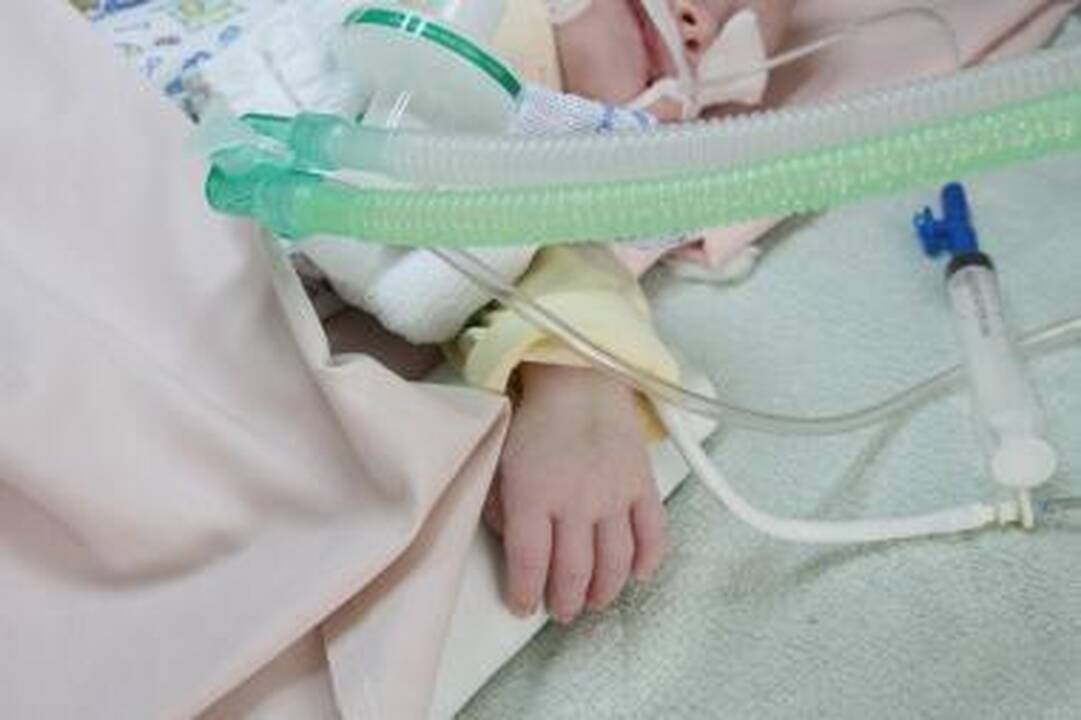 Kūdikį sumušęs kaunietis atsidūrė areštinėje