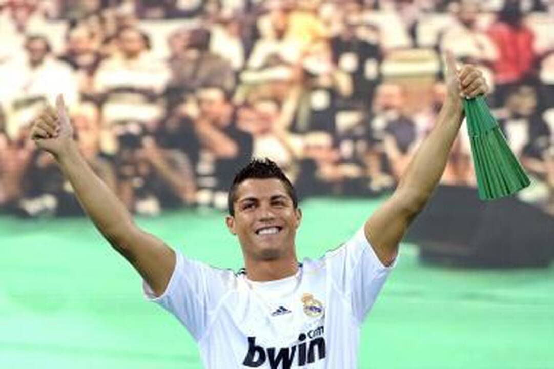 "Real" naujiems futbolininkams per dešimtmetį išleido milijardą eurų