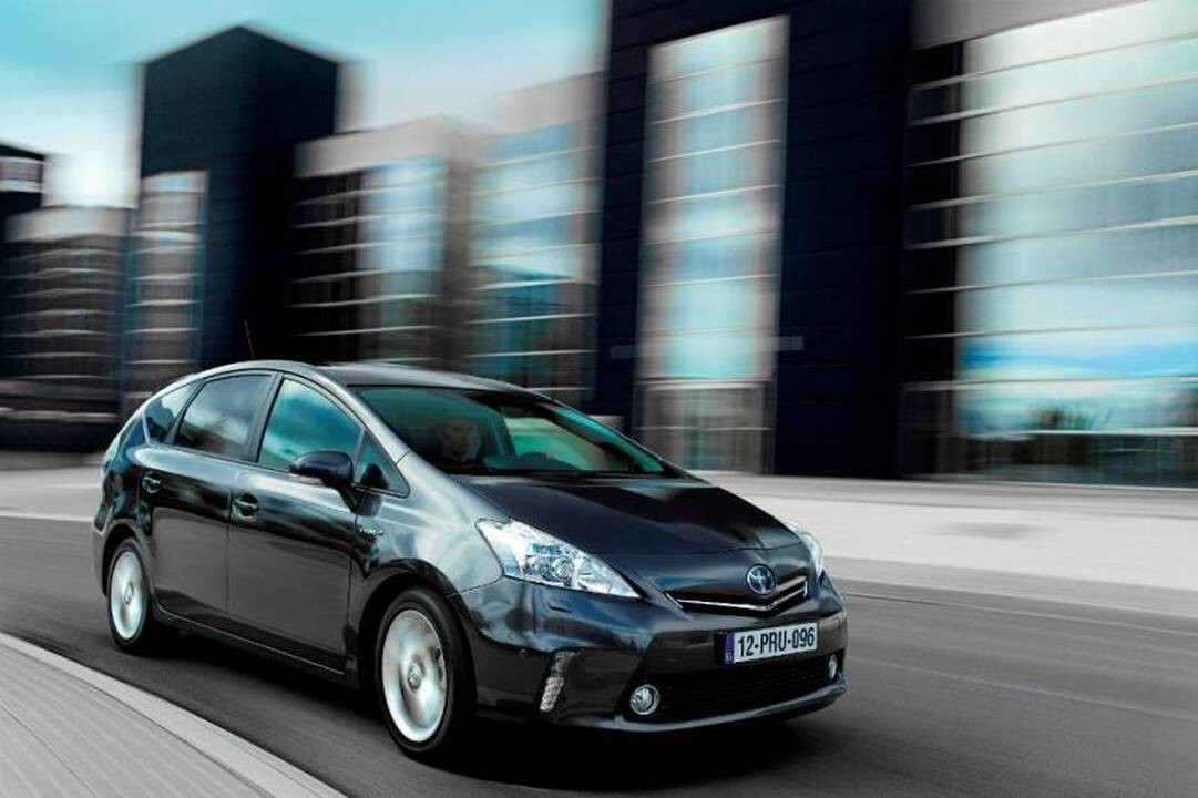 „Toyota“ vėl pirmauja geriausių pasaulinių ekologiškų ženklų sąraše