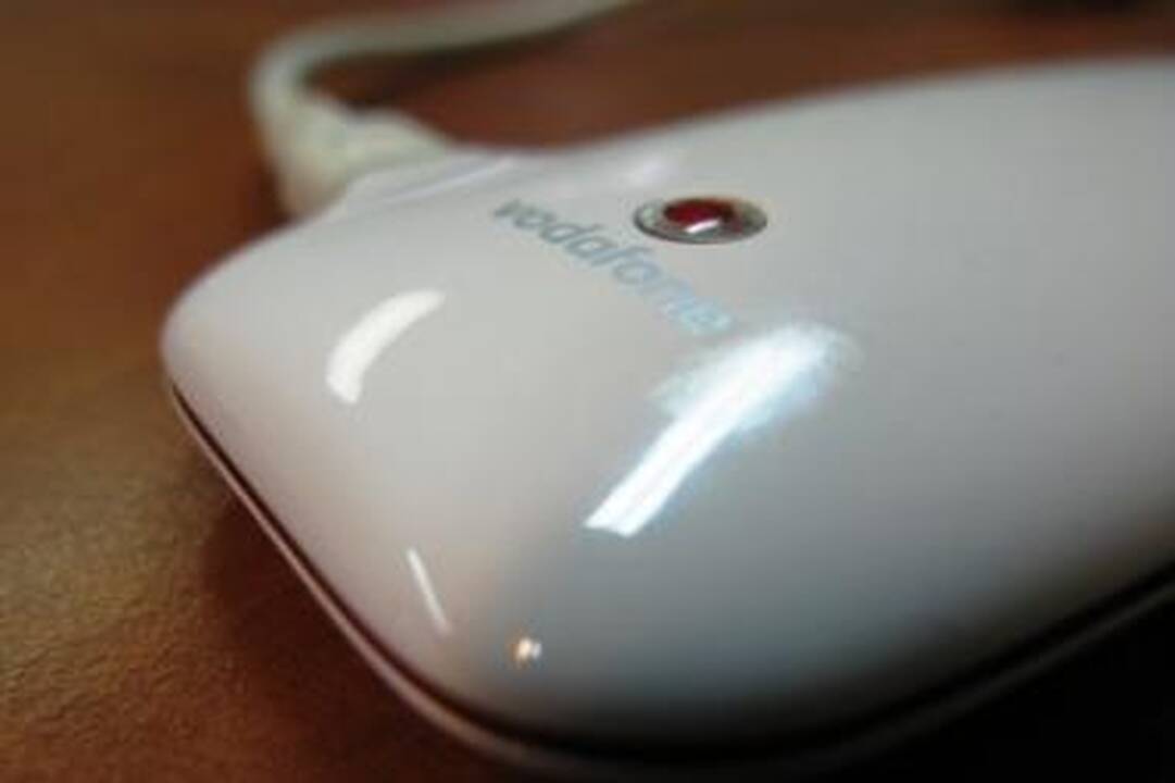 „Bitė“ pristatė išankstinio mokėjimo mobilųjį internetą