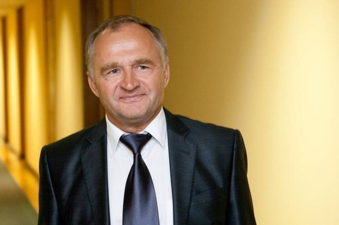 Teismas aiškinasi, ar lakūnas J.Kairys nesukėlė avarinės situacijos 