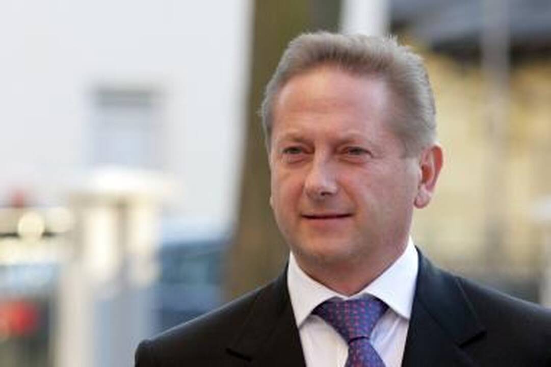 V.Romanovas atsisako remti skandalų krečiamą Lietuvos futbolą