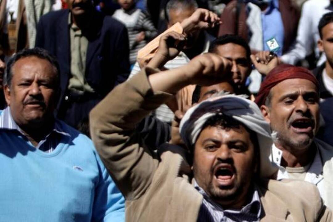 Dubajaus policija sulaikė 16 tūkst. pistoletų, skirtų protestuotojams Jemene