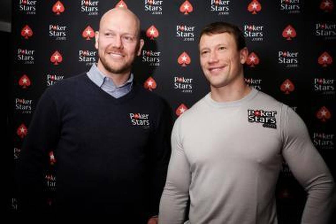 Prieš sportinio pokerio turnyro pradžią susitiko du pasaulio čempionai