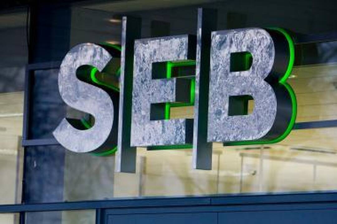 SEB bankas sumažino terminuotųjų indėlių litais palūkanas 