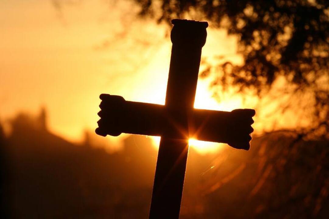Panevėžyje   nusiaubtos karių kapinės   