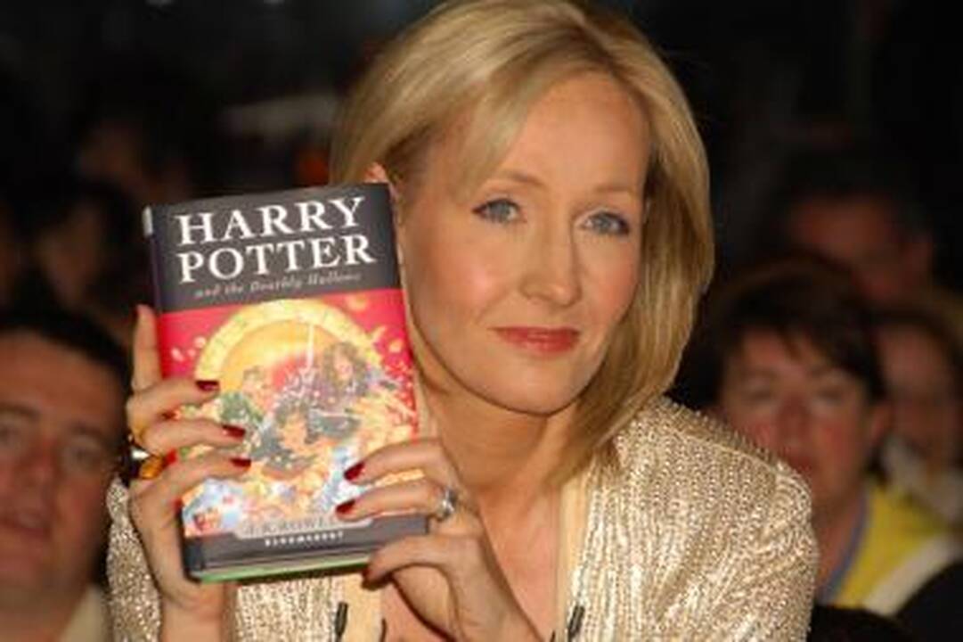 „Hario Poterio“ autorė – turtingiausia pasaulio rašytoja