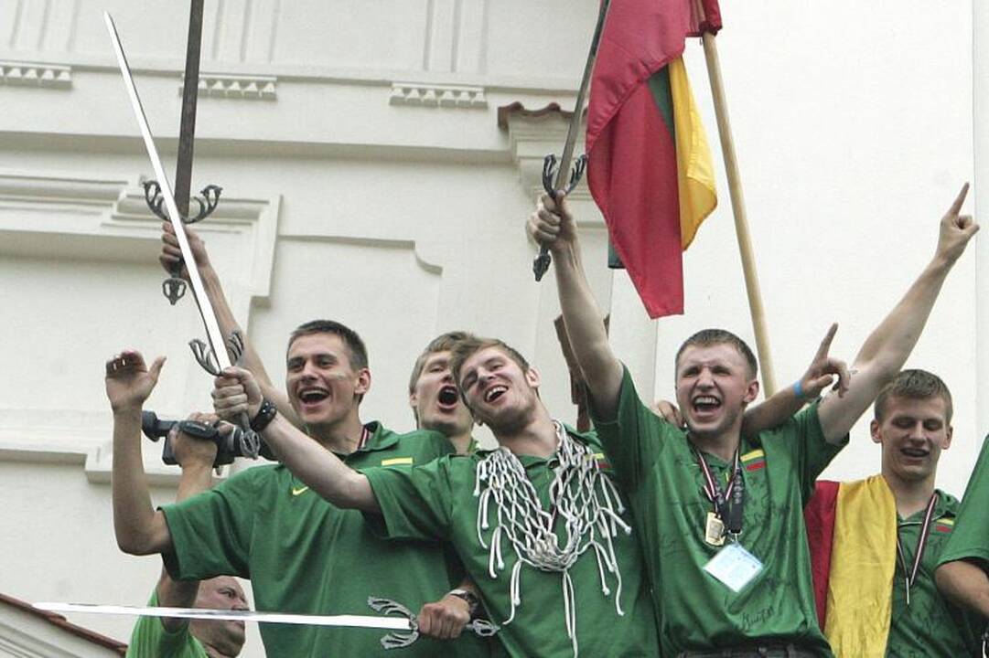 Vakare į Kauną atvyko auksinė Lietuvos 19-mečių rinktinė 