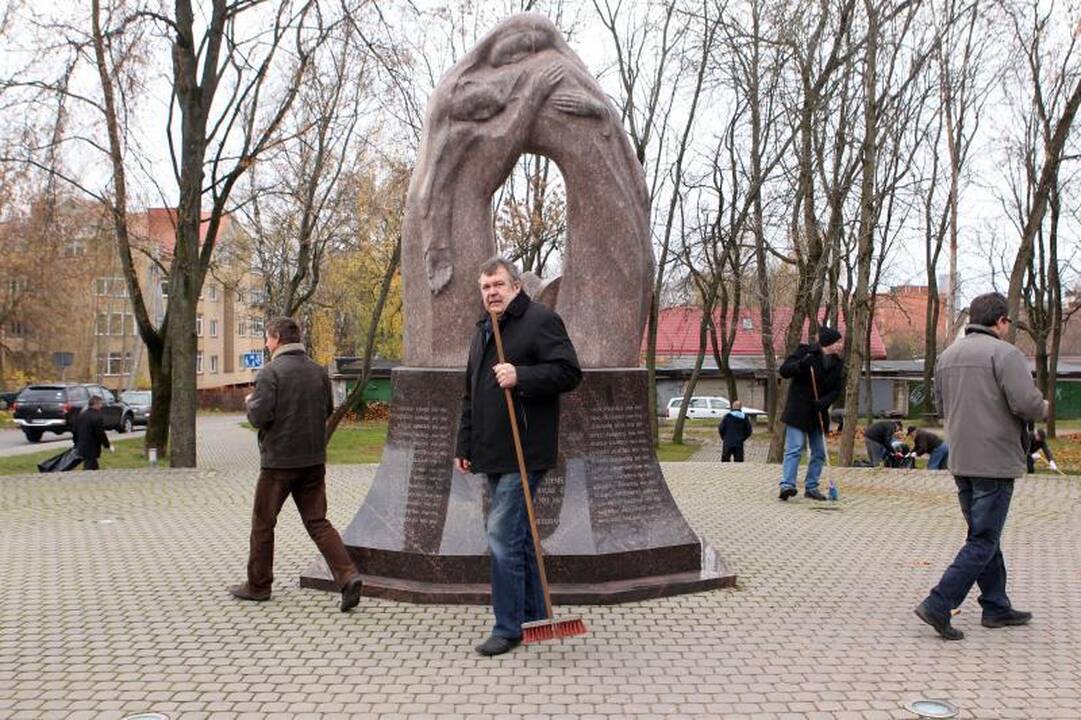 Afganistano karo veteranai šeštadienį susirinko į kasmetę talką
