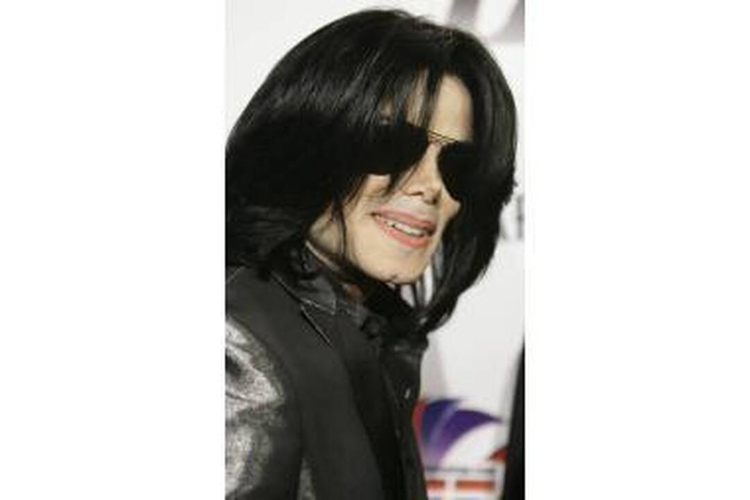 Michaelas Jacksonas švenčia gimtadienį