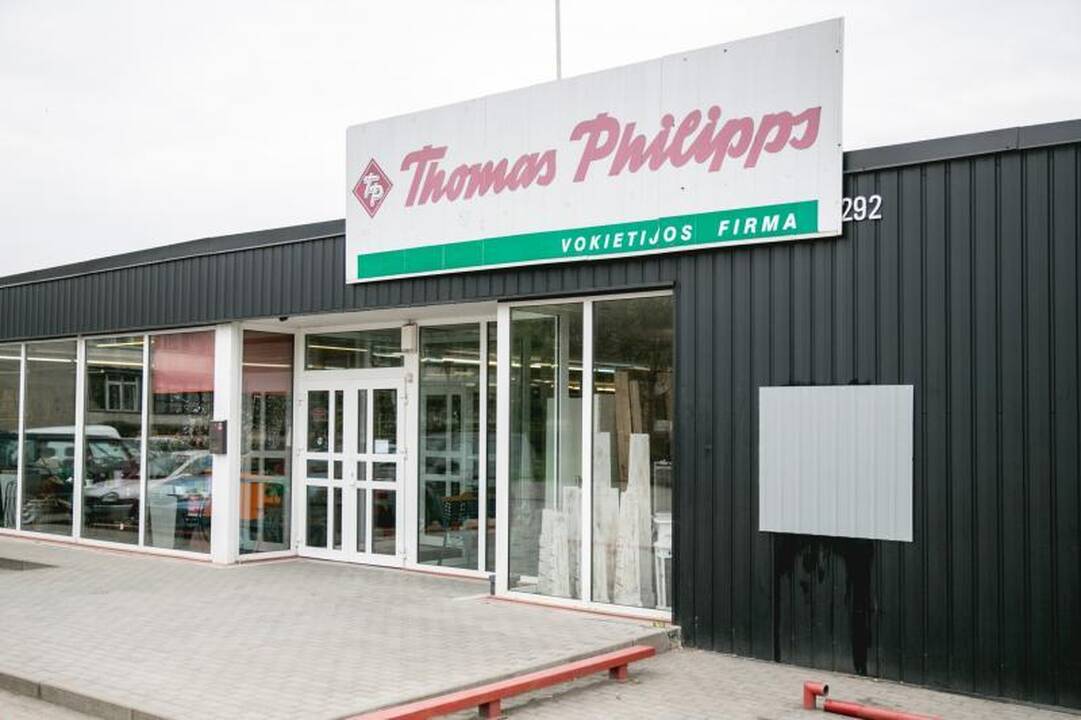 Vagys apšvarino „Thomas Philipps“ parduotuvę Kaune
