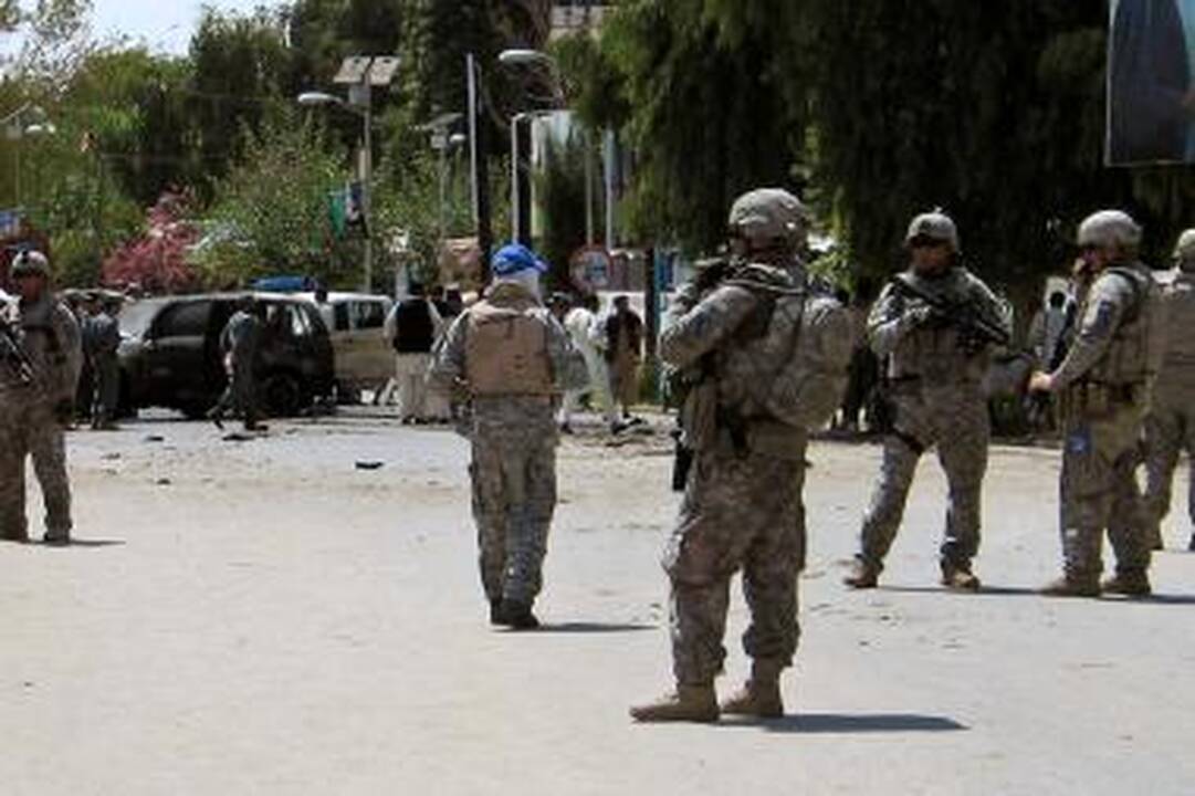 Afganistano sostinėje verda mūšiai, išpuolius rengia mirtininkai