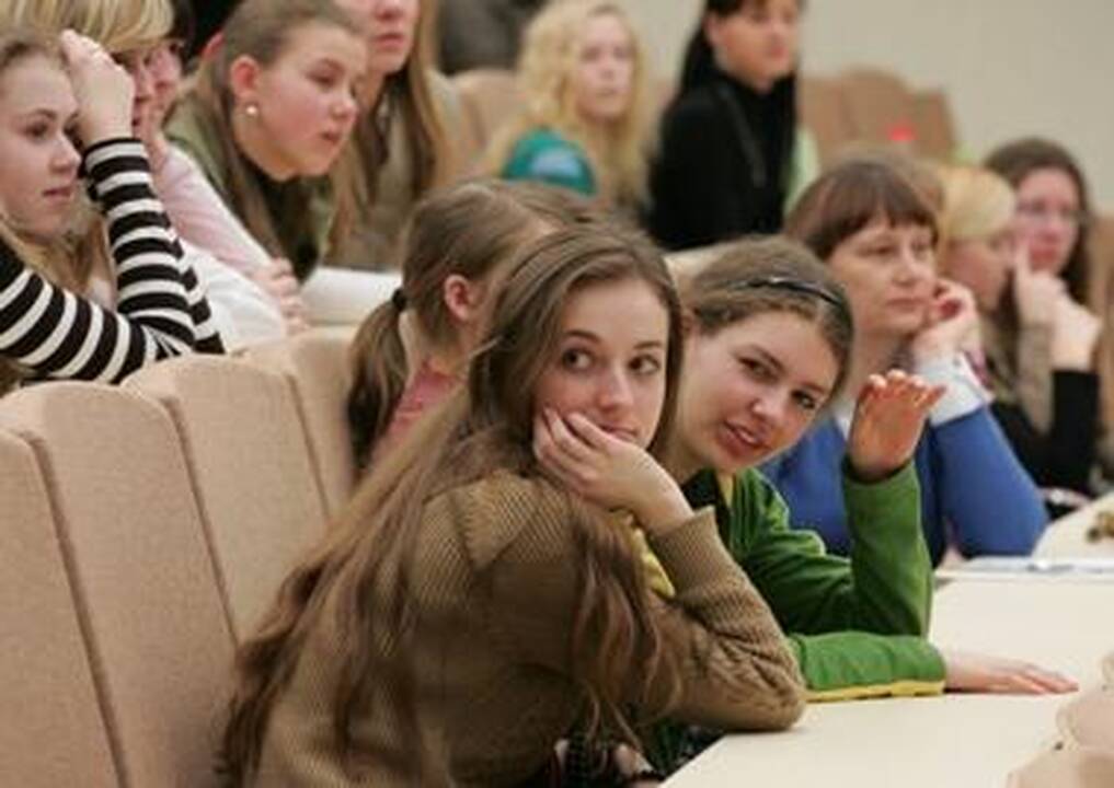 Aukštosios mokyklos nesulaukia pažadėtų pinigų