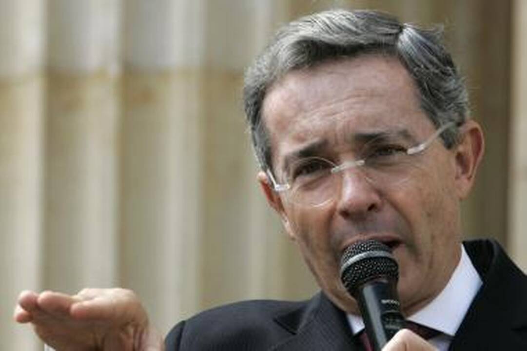Traukiasi susikompromitavusi Kolumbijos žvalgybos vadovė