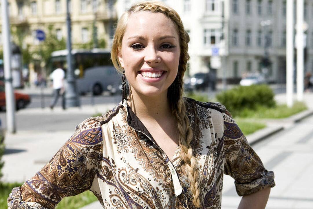 „Aš myliu Lietuvą“ veidu tapusi atlikėja Liepa prisijungė prie projekto