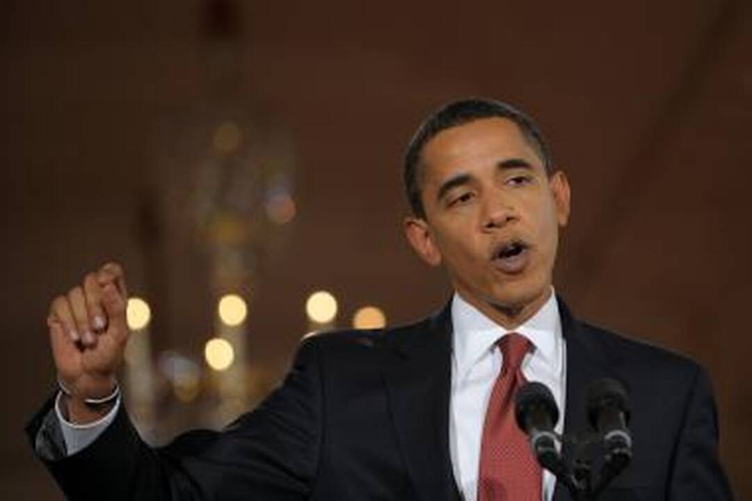 Gimimo dieną B.Obama atšventė krepšinio aikštelėje?