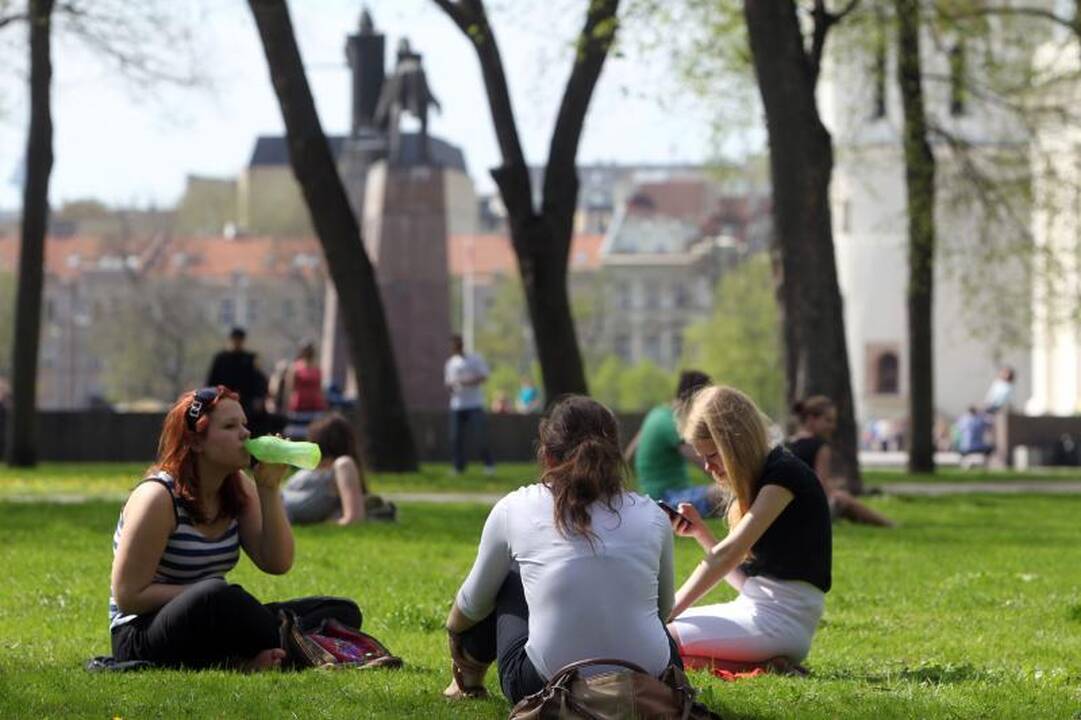 Savaitė bus sausa ir saulėta, kaitra trauksis
