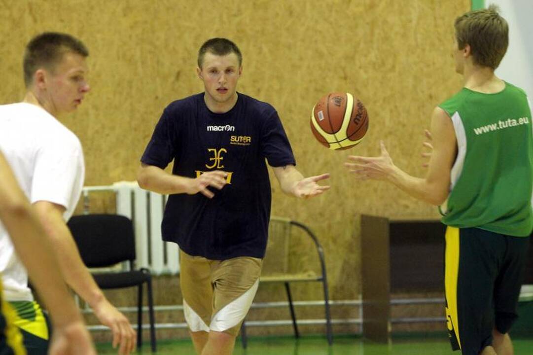 „Sakalai“ gegužės mėnesį lankysis Kinijoje
