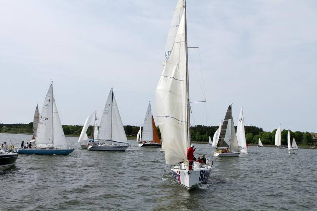 „Švyturio Joninių nakties regata“ tampa tarptautine