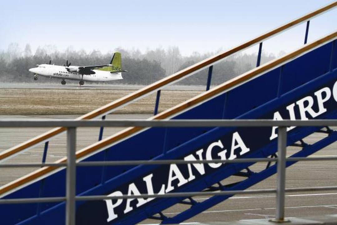Pradėti vykdyti tiesioginiai skrydžiai iš Palangos į Rygą