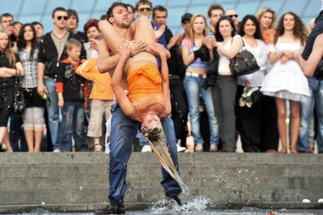 Ukrainos jaunimas: mūsų šalis nėra kekšynas