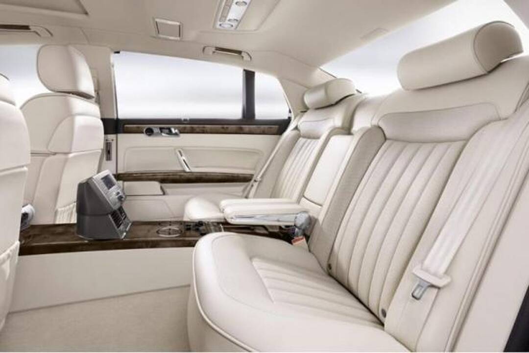 Pekino automobilių paroda: atnaujintas „Volkswagen Phaeton“