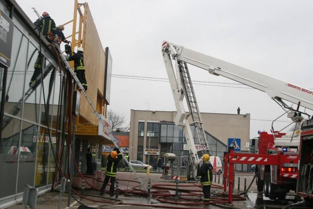 Klaipėdiečių požiūris į nuolaidų dienas prekybos centre keičiasi