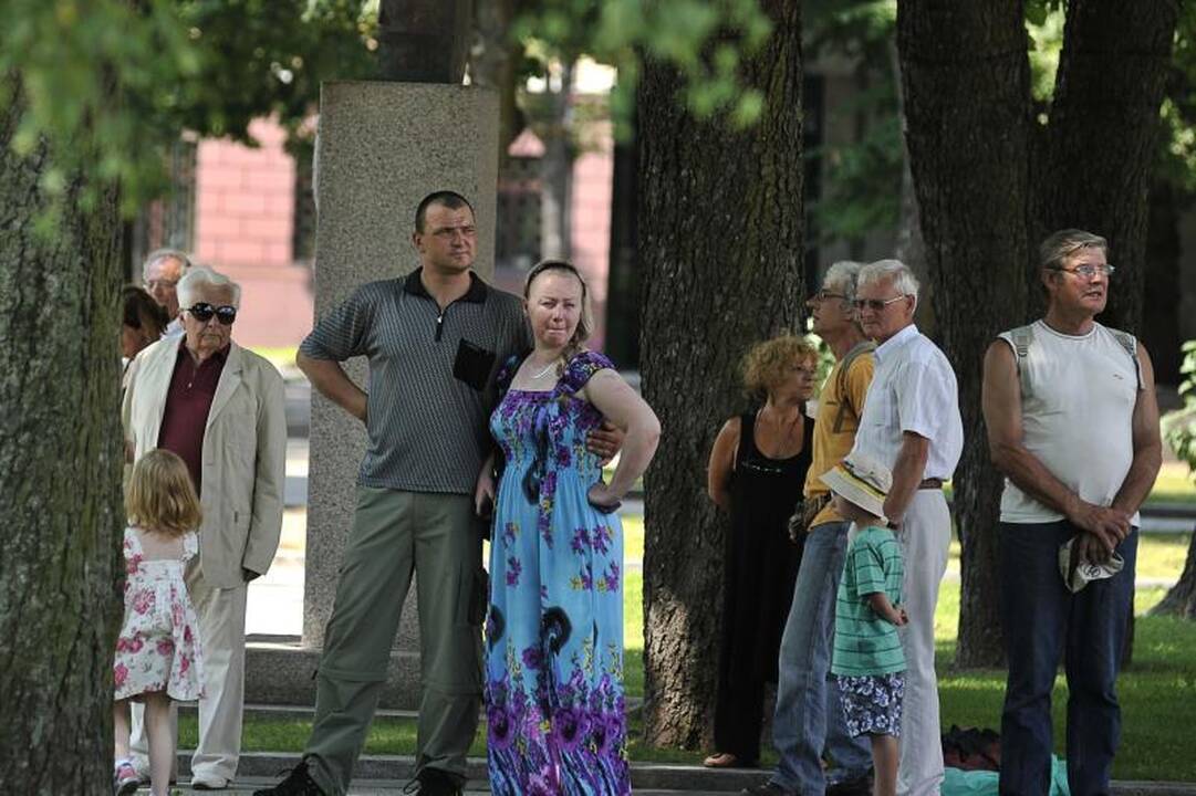 Virš Kauno suplevėsavo Vyčio kryžiaus vėliava