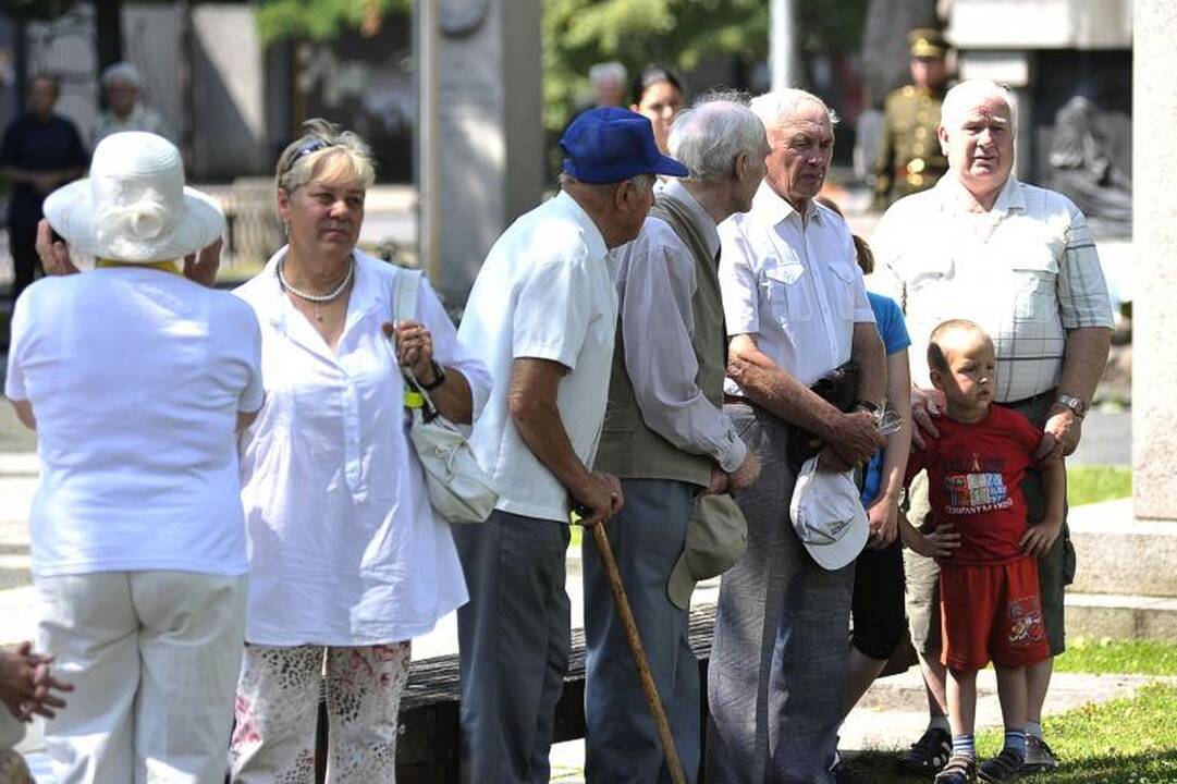 Virš Kauno suplevėsavo Vyčio kryžiaus vėliava