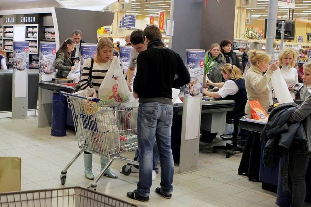 Klaipėdiečių požiūris į nuolaidų dienas prekybos centre keičiasi