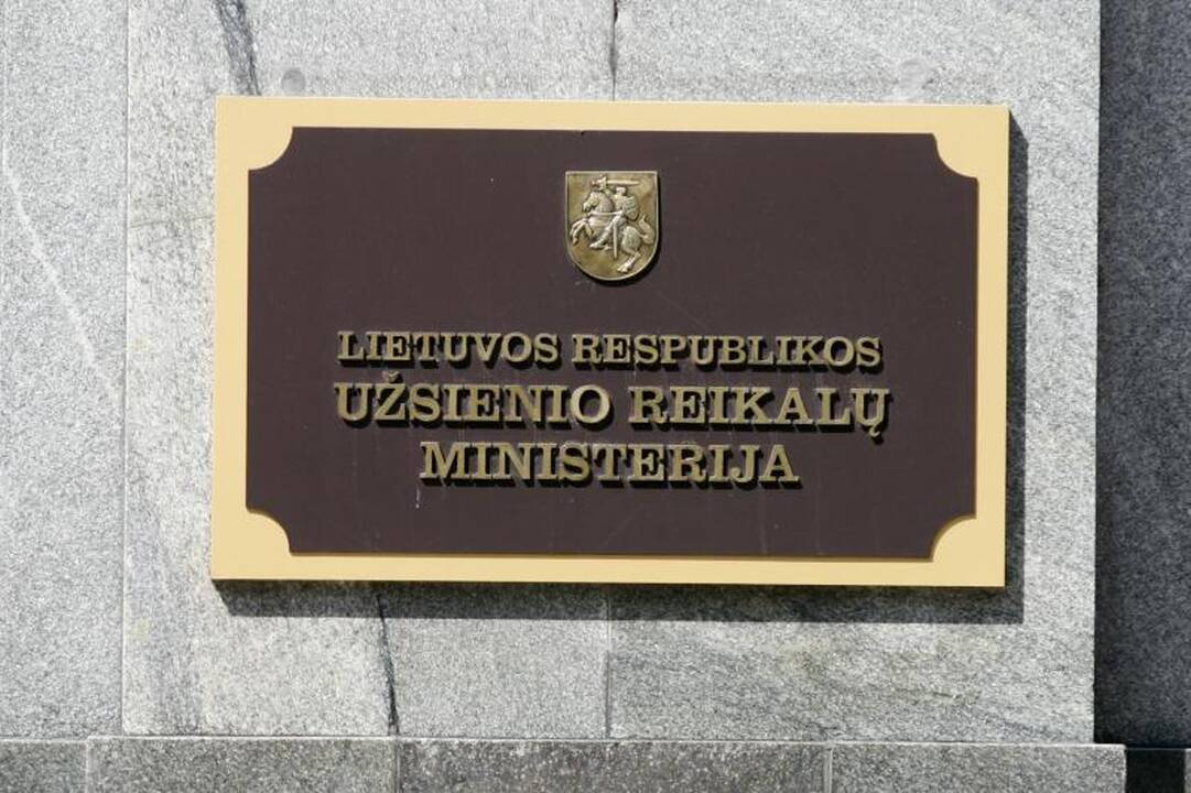 URM iki kovo pabaigos užsienyje surengs 8 konsulines misijas