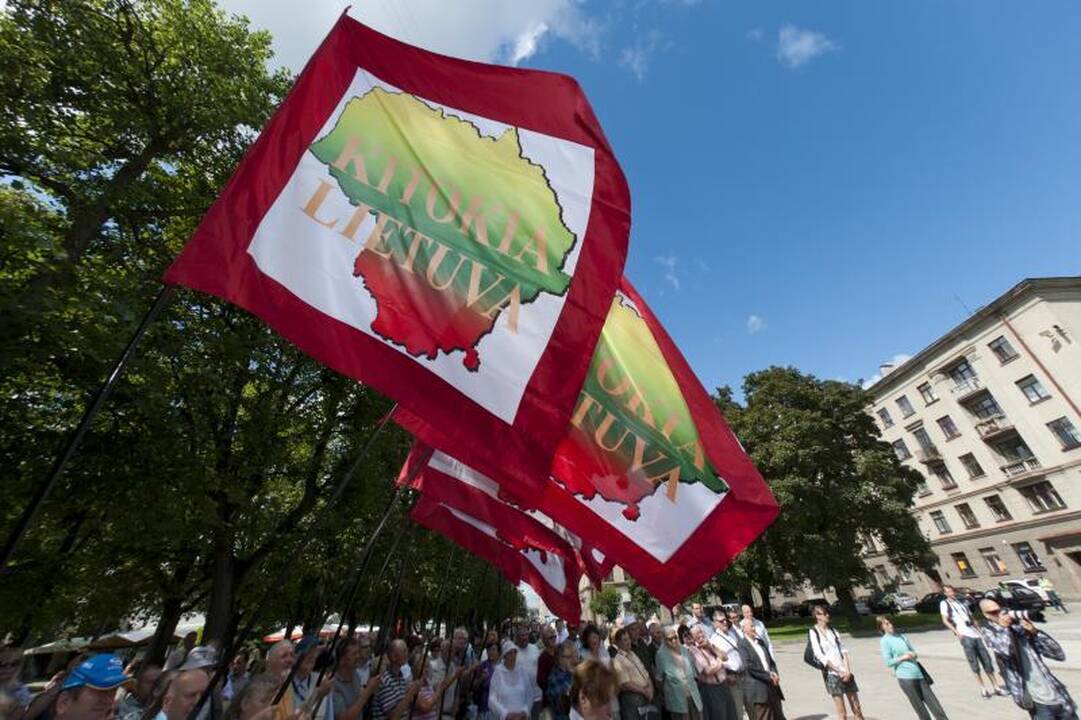 Prie Kauno savivaldybės – mitingas prieš „Gazpromą“ (papildyta)