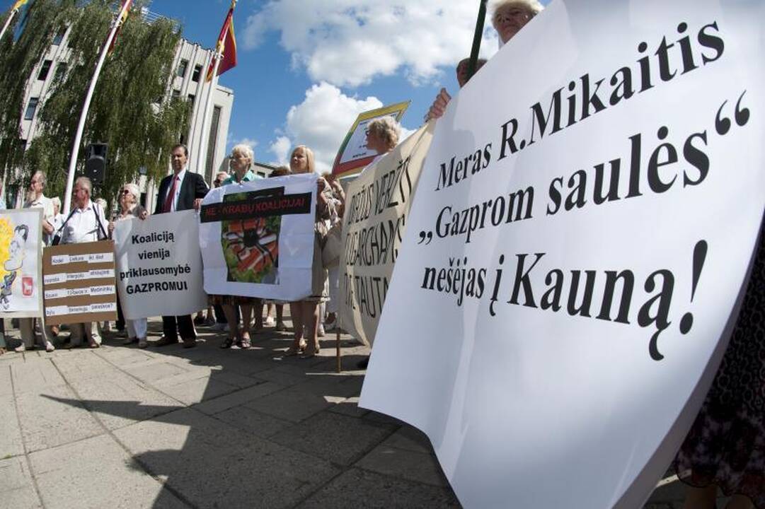 Prie Kauno savivaldybės – mitingas prieš „Gazpromą“ (papildyta)