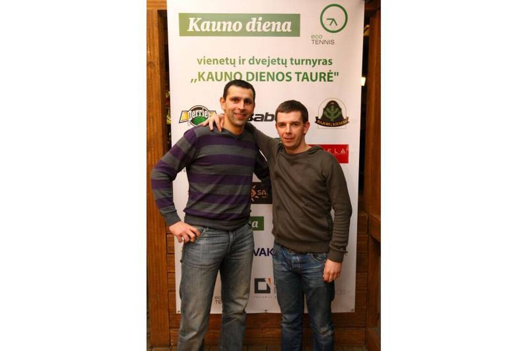 Teniso turnyro pirmoji diena palydėta nuotaikingame vakarėlyje