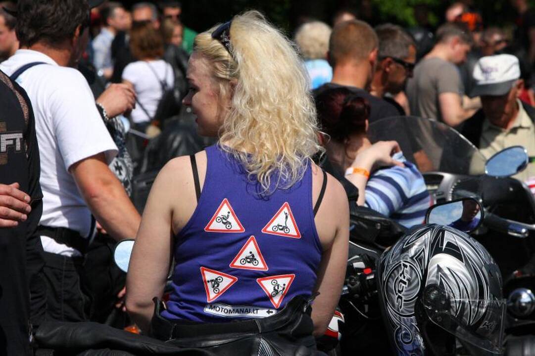 Kauno gatvių asfaltą drebina baikeriai  